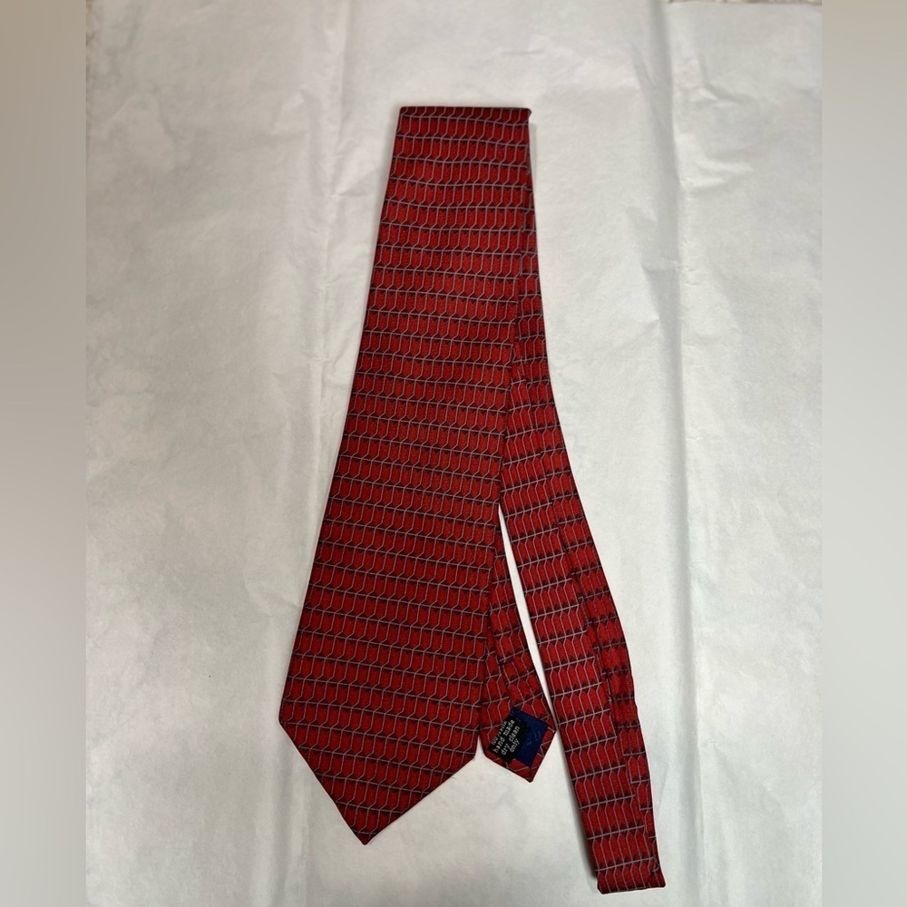Carlos Devenezia Classic Silk Red Geometric Pattern Tie